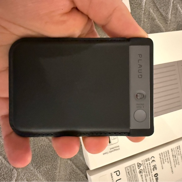 Plaud Note (AI note taker) - Picture 4 of 7